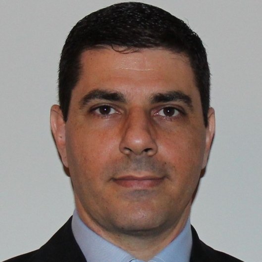 Dr. Luis Fernando Waib