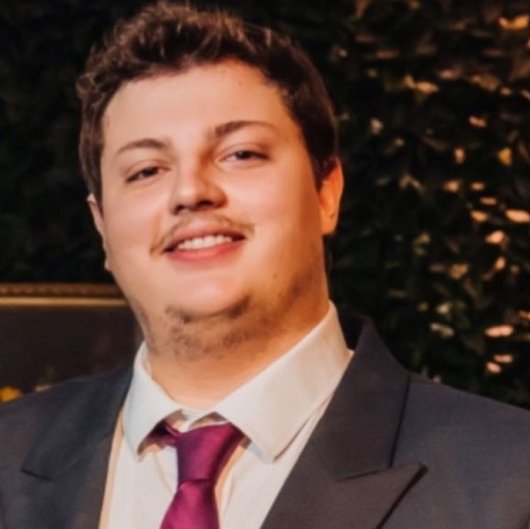 Dr. Gustavo Begossi Soster