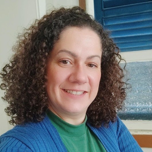 Dra. Luciana Maia Nicodemus