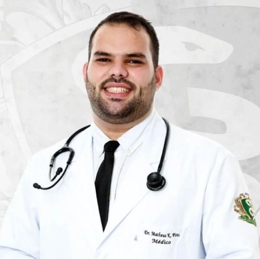 Dr. Matheus Kistenmacker Pires