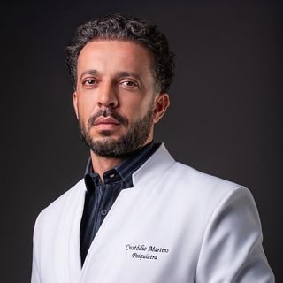 Dr. Custódio Martins
