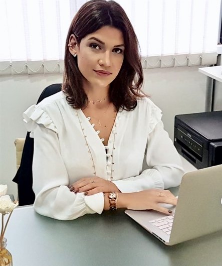 Dra. Juliana Sobral