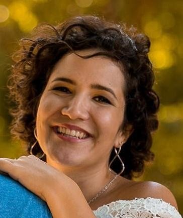 Larissa Oliveira Markewicz