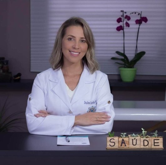 Dra. Ana Carolina Fraresso