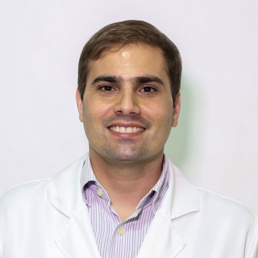 Dr. Fabio Nasser Santos