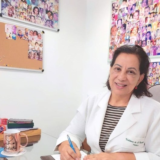 Dra. Valdione de Souza Carvalho