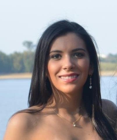 Dra. Renata Picanço Casarin