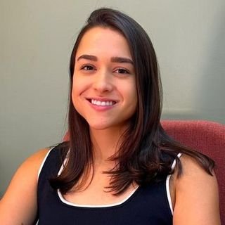 Dra. Rebecca Carnielli