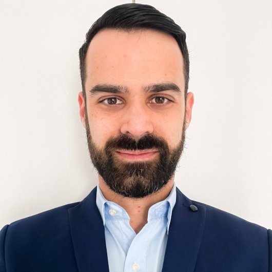 Dr. Leonardo Luna