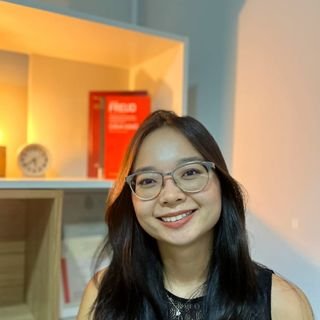 Thais Shirane