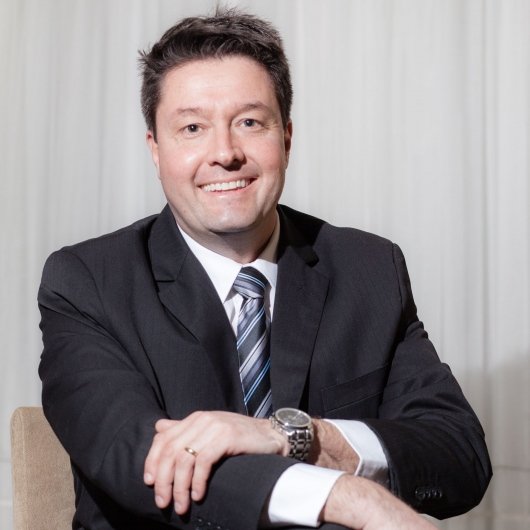 Dr. Márcio Luiz Cantador