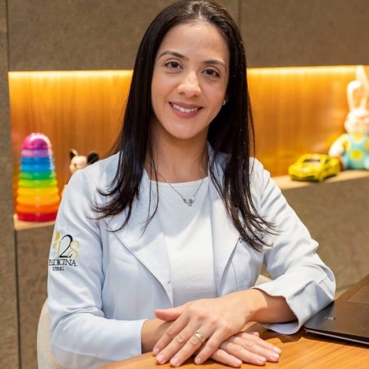 Dra. Liz Custodio Souza Seabra