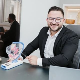 Dr. Antonio Carlos Da Silva Junior