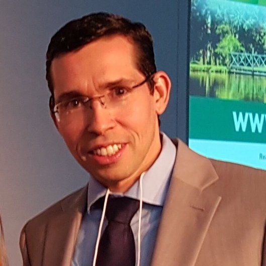 Dr. Danilo Glauco Pereira Villagelin Neto
