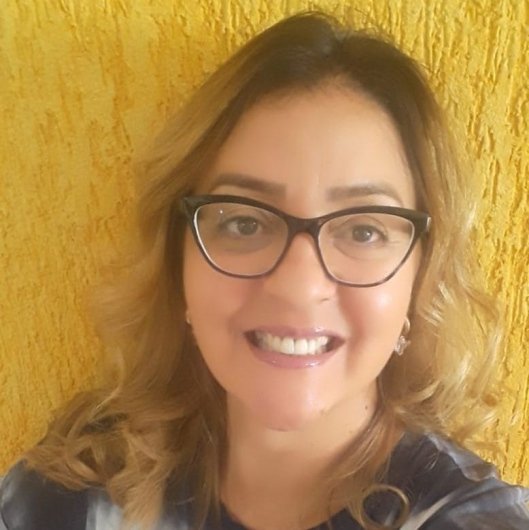 Andreia Lins Nunes
