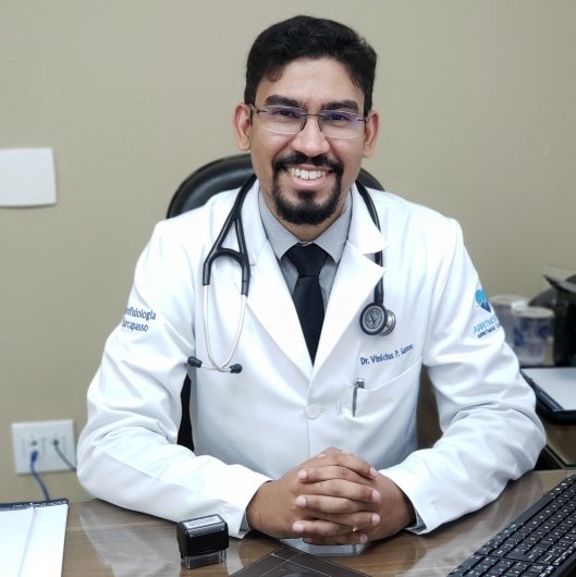 Dr. Vinícius Pinheiro Santos