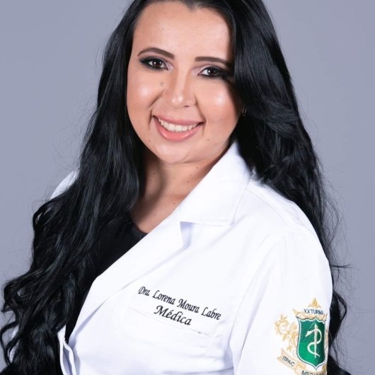 Dra. LORENA MOURA LABRE