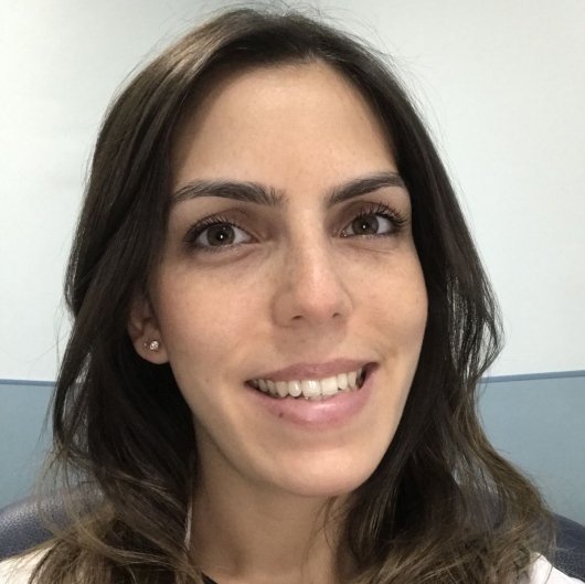 Dra. Camila Maria Barbosa