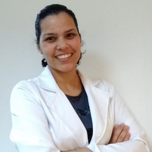 Dayane Araújo Lima Farias