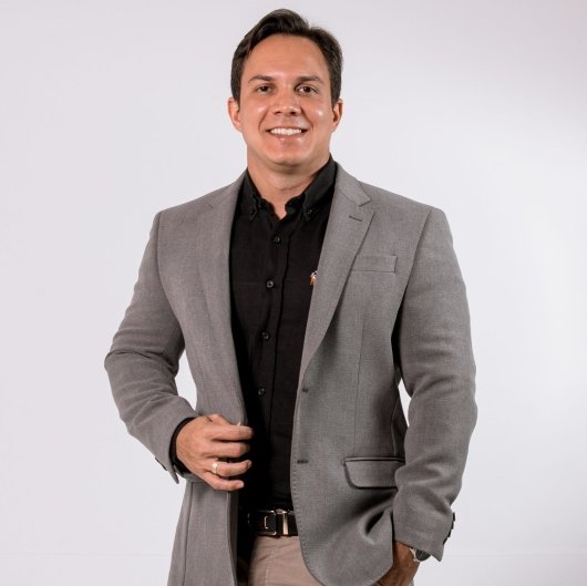 Dr. Victor Blohem