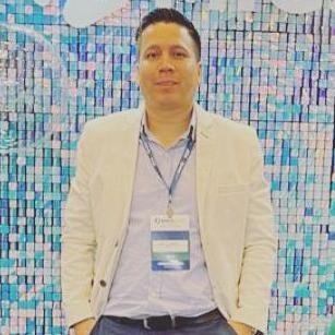 Dr. Carlos Enrique Asenjo