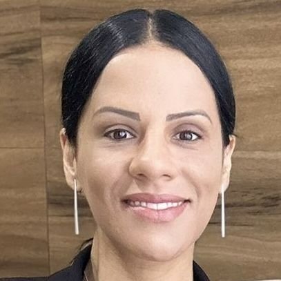 Dra. Luciane Fernandes