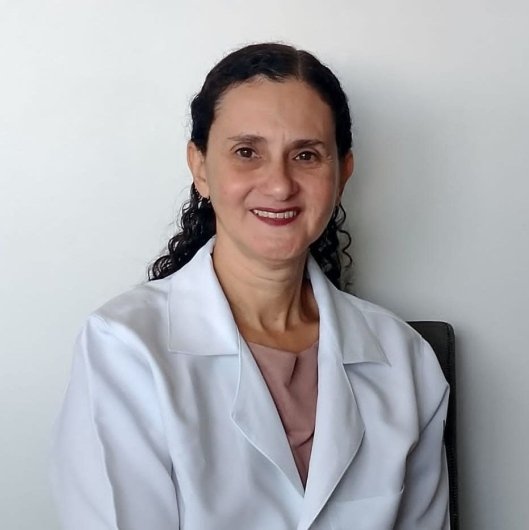 Dra. Simone Barreto de Aquino