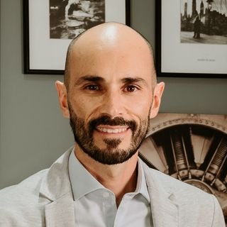 Dr. Ricardo Castedo