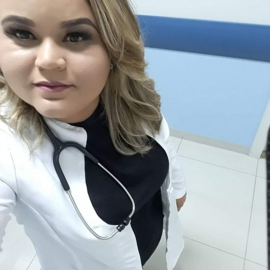 Dra. Lorenna Rodrigues Martins