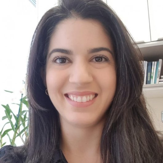Dra. Carla Dantas