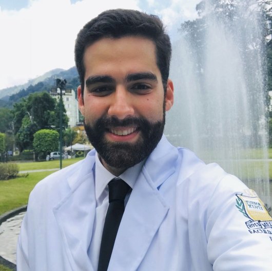 Dr. Alexandre Teixeira de Almeida