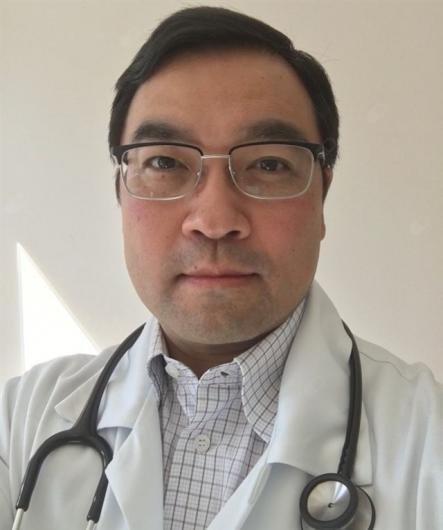 Dr. Mauricio Hoshino