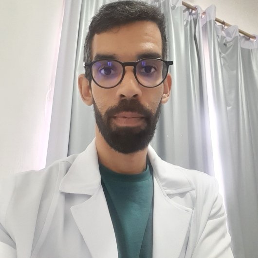 Dr. Linyk Machado