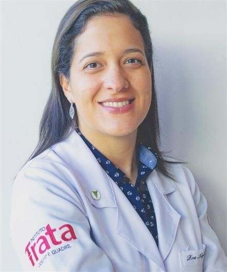 Nayara Mello