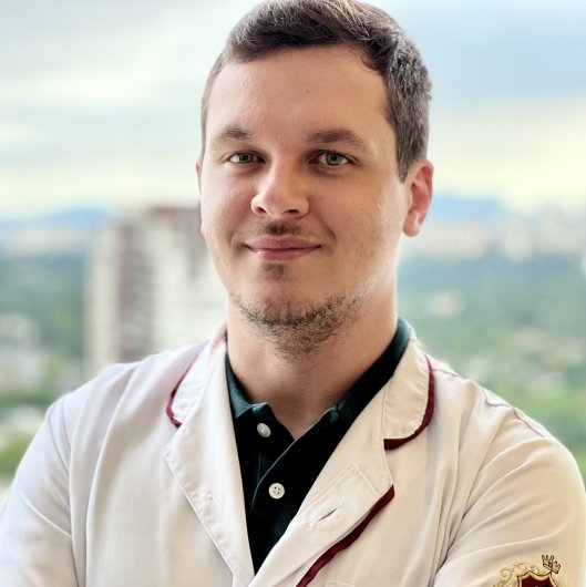 Dr. Daniel Oliveira