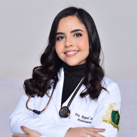 Dra. Raquel Santos Fagundes .