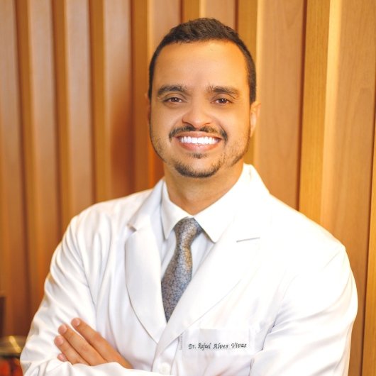 Dr. Rafael Vivas