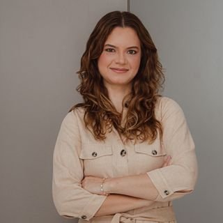 Dra. Fernanda Chinelato Domingos