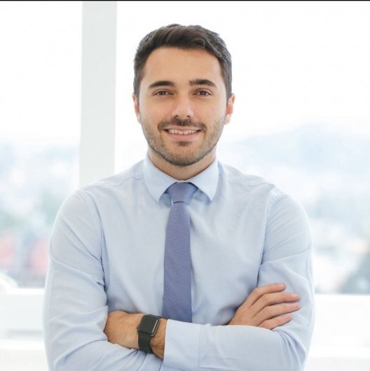 Dr. Nilo Gama