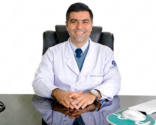 Dr. Flávio de Souza Brito