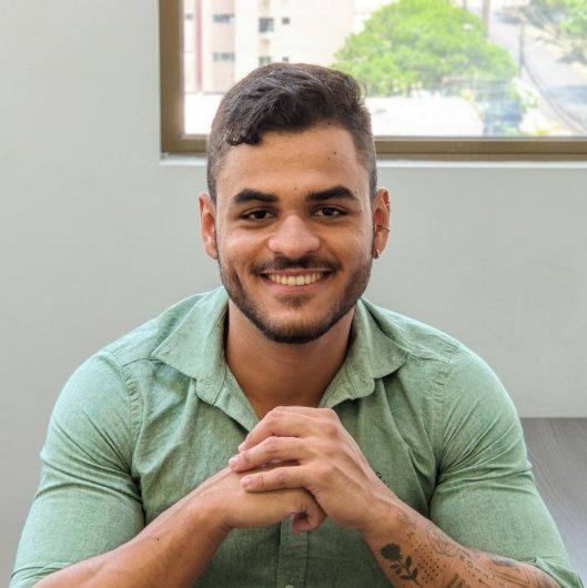 Breno Ayres