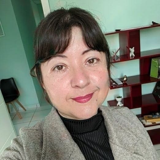 Anita Regina Bento dos Santos