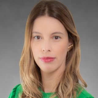 Dra. Aline Faria De Sousa