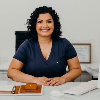 Dra. Maíra Malvar