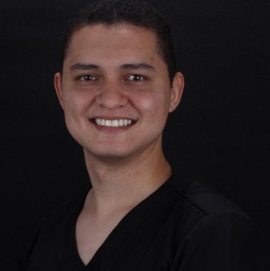 Dr. Fabricio Bezerra