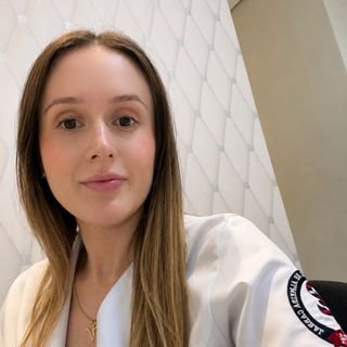 Dra. Vanessa Rissato Amaral