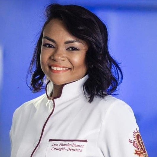 Dra. Pâmela Bianca Pereira de Paula