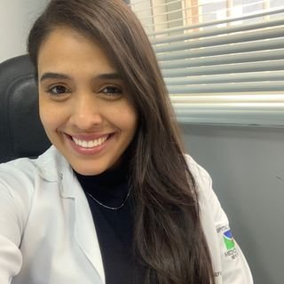 Dra. Karellyne Barbosa da Cunha