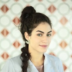 Dra. Vanessa Corvino Fernandes Barbosa