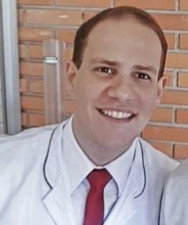 Dr. Eduardo Teuber Pereira